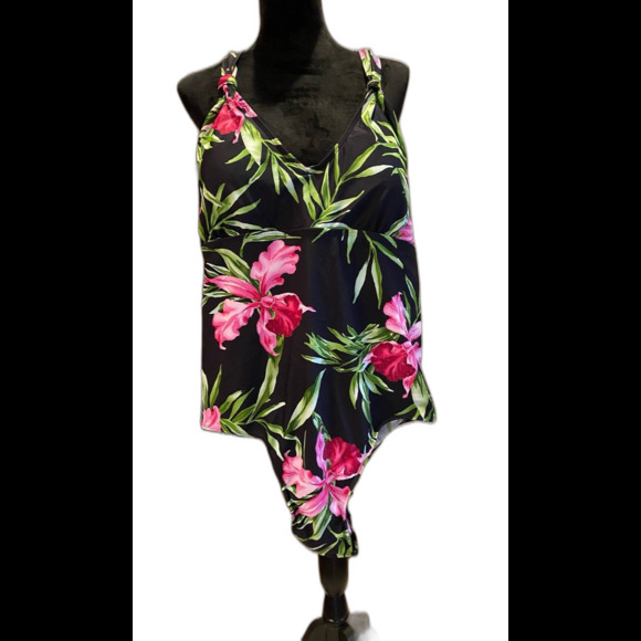 White Stag Halter Swimsuit Womens One Piece Size 3X 22W to 24W Pool Swimwear - Picture 1 of 10